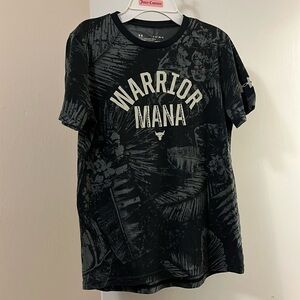 Boys Under Armour Heatgear Warrior Mana short sleeve shirt size JLG